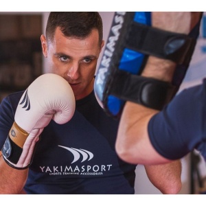 Boxing gloves Yakmaspor lion 14 oz 10034214OZ - Image 4