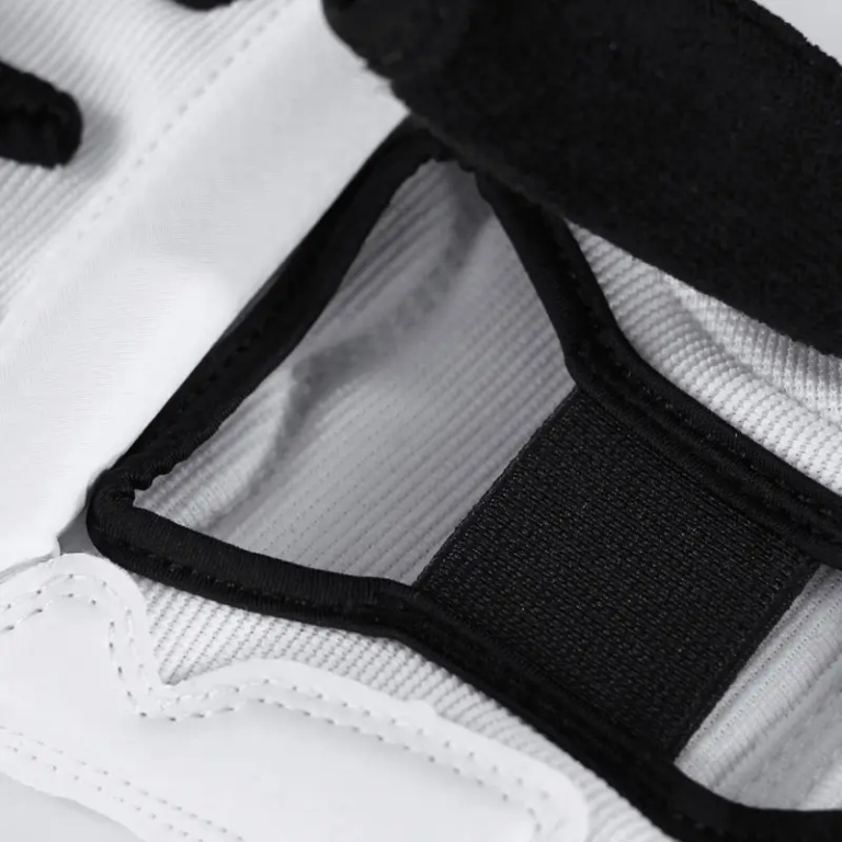 Προστατευτικά Χεριών Adidas FIGHTING Taekwondo WT - Image 5