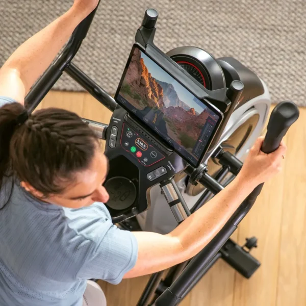 Ελλειπτικό Bowflex Max Trainer M6I